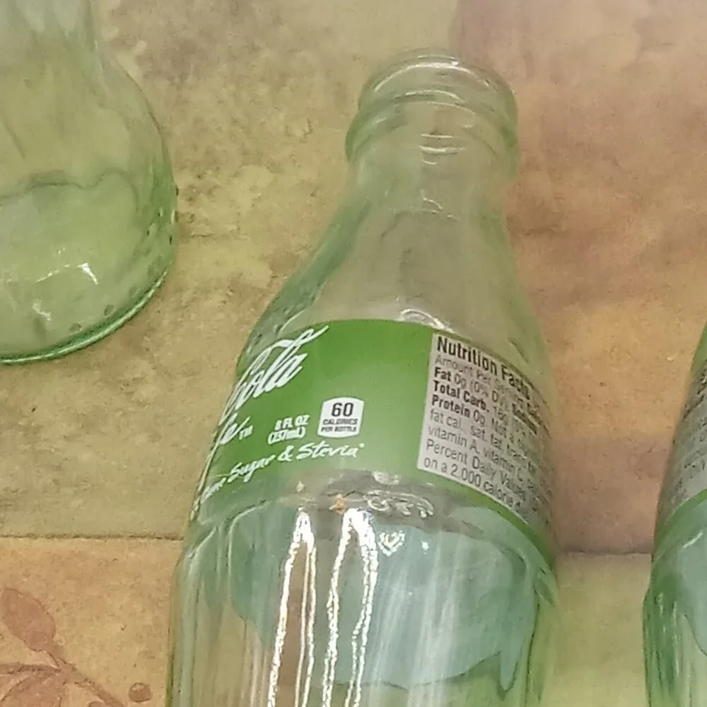 Green COCA COLA LIFE Reduced Calorie Bottles w/Carrier EMPTY Limited Ed Stevia - Picture 12 of 14